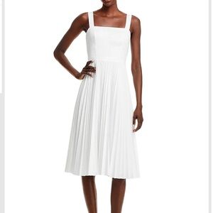 Women’s Theory Sleeveless Pleated Dress